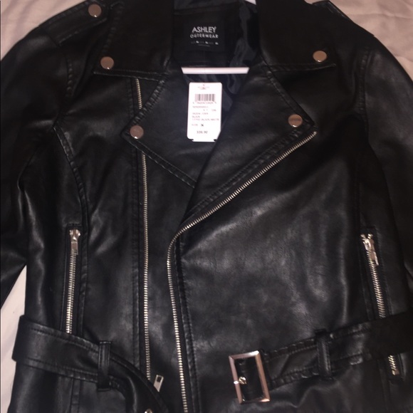 Jackets \u0026 Coats 